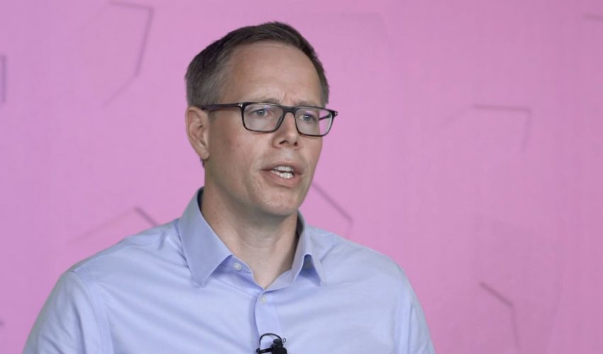 60 Second Property Digest – waterfront homes report shows waterfront premiums remain strong