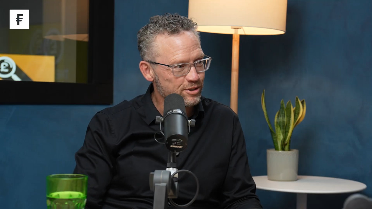 How to (really) be a contrarian investor