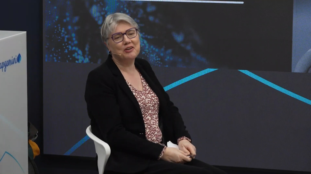 Bridging digital continuity and augmented intelligence