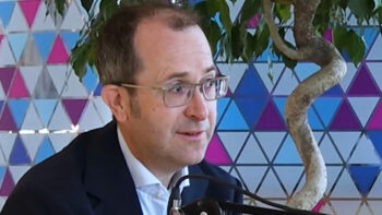 Decarbonising complex industries